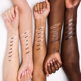 Studio Radiance Serum-Powered&trade; Foundation