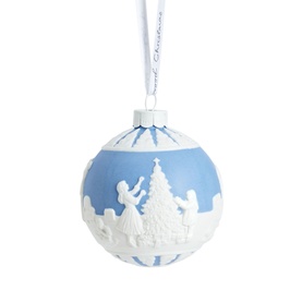 Christmas Dressing the Tree Bauble