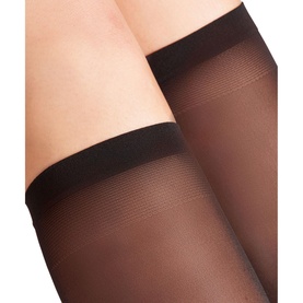 Vitalize 20 Denier Knee High Socks