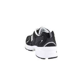 MR530 Trainers