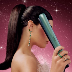 Gold Limited Edition Gift Set - Hair Straightener In Alluring Jade