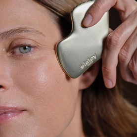 Suprem&yuml;a At Night The Supreme Anti-Aging Skin Care