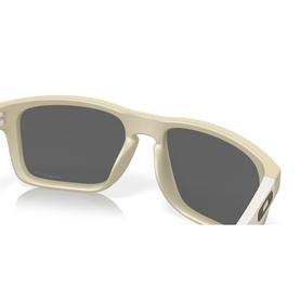 Square Sunglasses OO9102