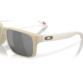 Square Sunglasses OO9102