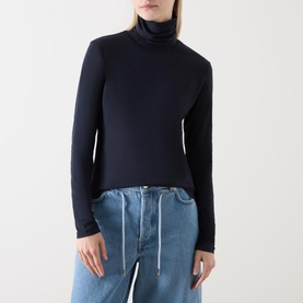 Ester Slim-Fit Turtleneck