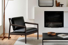 Jack Lounge Chair Mahogany Dark Brown with Black Leather