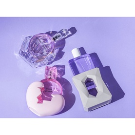 God Is A Woman Eau de Parfum