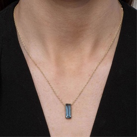Manhattan Iolite Pendant Necklace