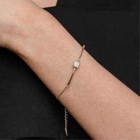 Manhattan Moonstone Bracelet
