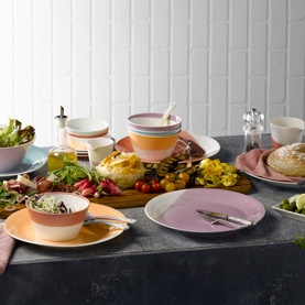 1815 Set of Four Plates 24cm