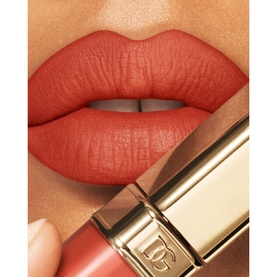 Devotion Liquid Lipstick in Mousse - Coral