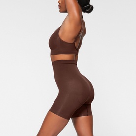 Mid Thigh Short Cocoa