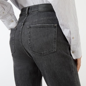 Logan Stovepipe Straight Leg Jeans