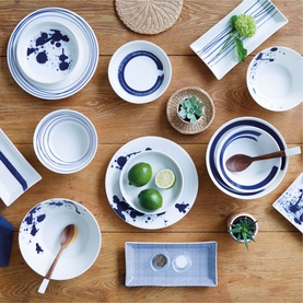 1815 Pacific Line 16-Piece Dinnerware Set