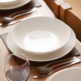 Gordon Ramsay Maze 16-Piece Dinnerware Set White