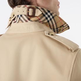 Kennsington Double-Breasted Trenchcoat