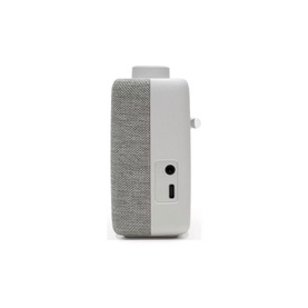 Play FM Portable White Radio USB C