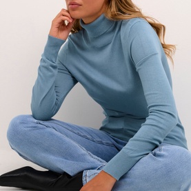 Astrid Turtleneck Sweater