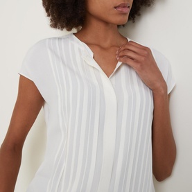 Berita Pintuck Blouse