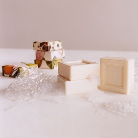 English Pear & Freesia Soap