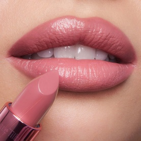 KISSING Lipstick