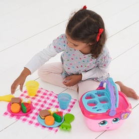Shapes & Sharing Picnic Basket