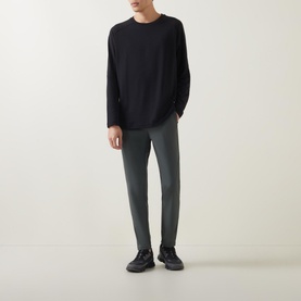 Focus Long-Sleeved T-Shirt