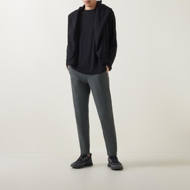 Focus Long-Sleeved T-Shirt