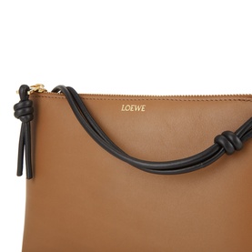 Knot T Pouch