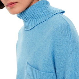 Roll Turtleneck Sweater