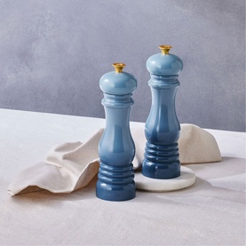 Classic Pepper Mill