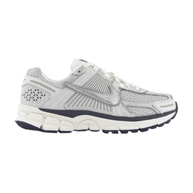 Zoom Vomero 5 Trainers