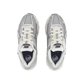 Zoom Vomero 5 Trainers