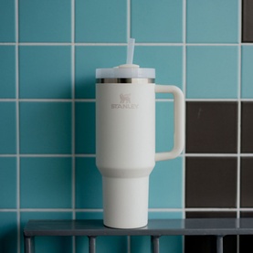 The Cream Tonal Quencher H20 FlowState&trade; Tumbler 1.18L