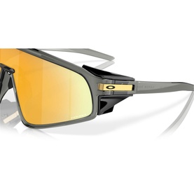 Shield Sunglasses OO9404 Latch&trade; Panel