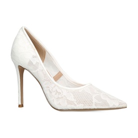 Evelyn Lace Pumps