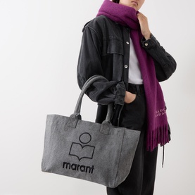 Yenky Zipped Tote Bag