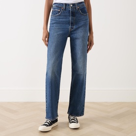 Ribcage Straight Ankle Jeans