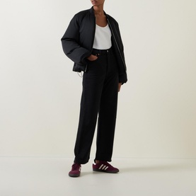 Ribcage Straight-Leg Ankle Jeans