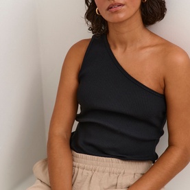Pia One-Shoulder Top