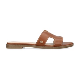 Raven Flat Sandals