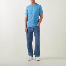 Essential Logo T-Shirt