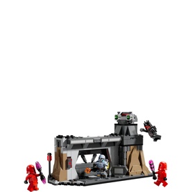 Paz Vizsla&trade; and Moff Gideon&trade; Battle