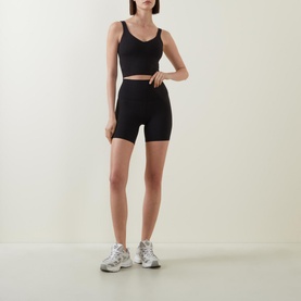 Align&trade; High-Rise Shorts 6"