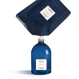 Eau de Citron Noir Hand and Body Cleansing Gel