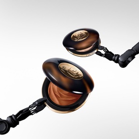 Skin Transforming Bronzer
