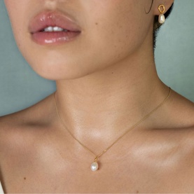 Katie Pearl Pendant Necklace