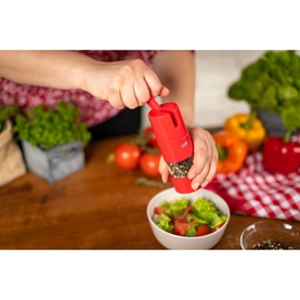 Ratchet Spice Grinder