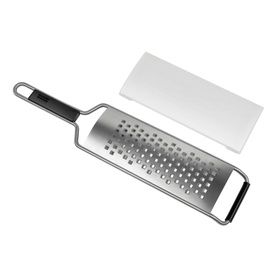 Essential Medium Grater