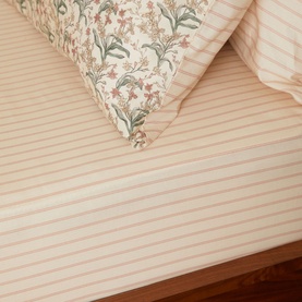 180 Thread Count Romantic Stripe Fitted Sheet